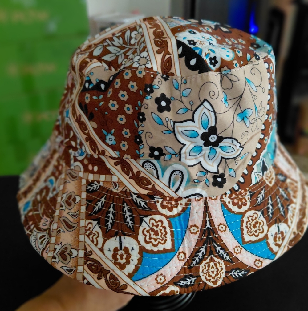 Patchwork Paisley Pattern Bucket Hat Unisex 22"-23" - Picture 5 of 6